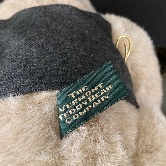 The Vermont Teddy Bear Company VERY RARE Dressed For Success Bear/1994/NWT!!! - Picture 8 of 9